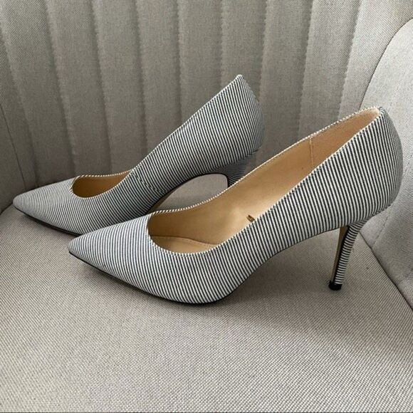 Old Navy Striped Heels - Picture 4 of 9